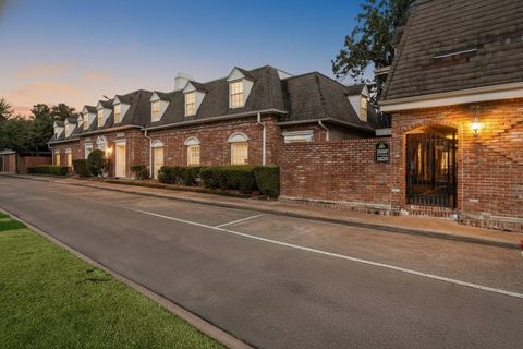 Photo of 2615 Marilee Lane #2, Houston, TX 77057 (MLS # 73178754)