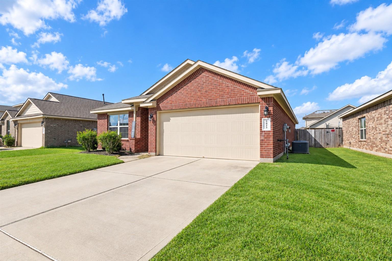 5423 Dovetail Arbor Trace