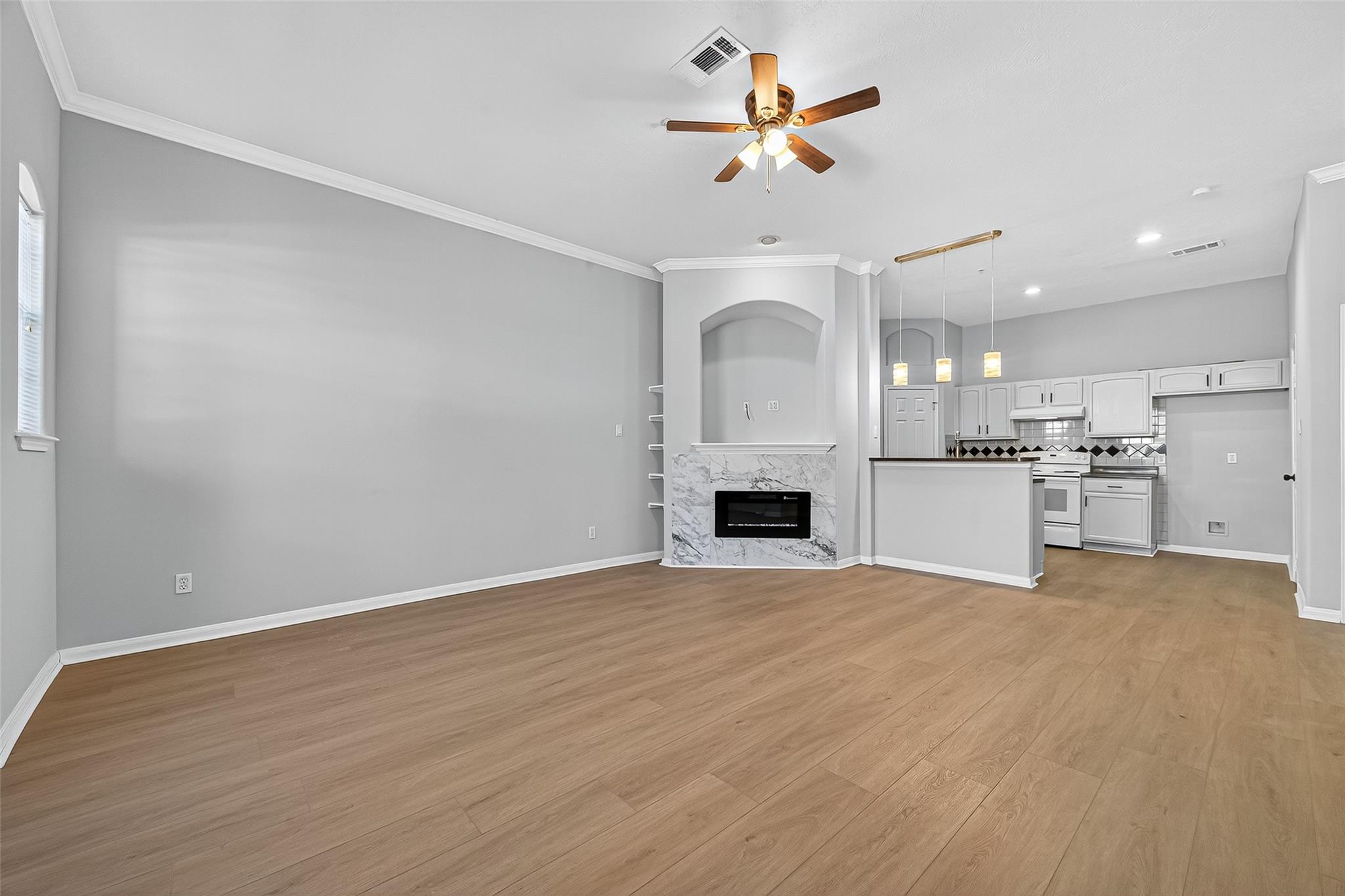 2710 Grants Lake Boulevard L8