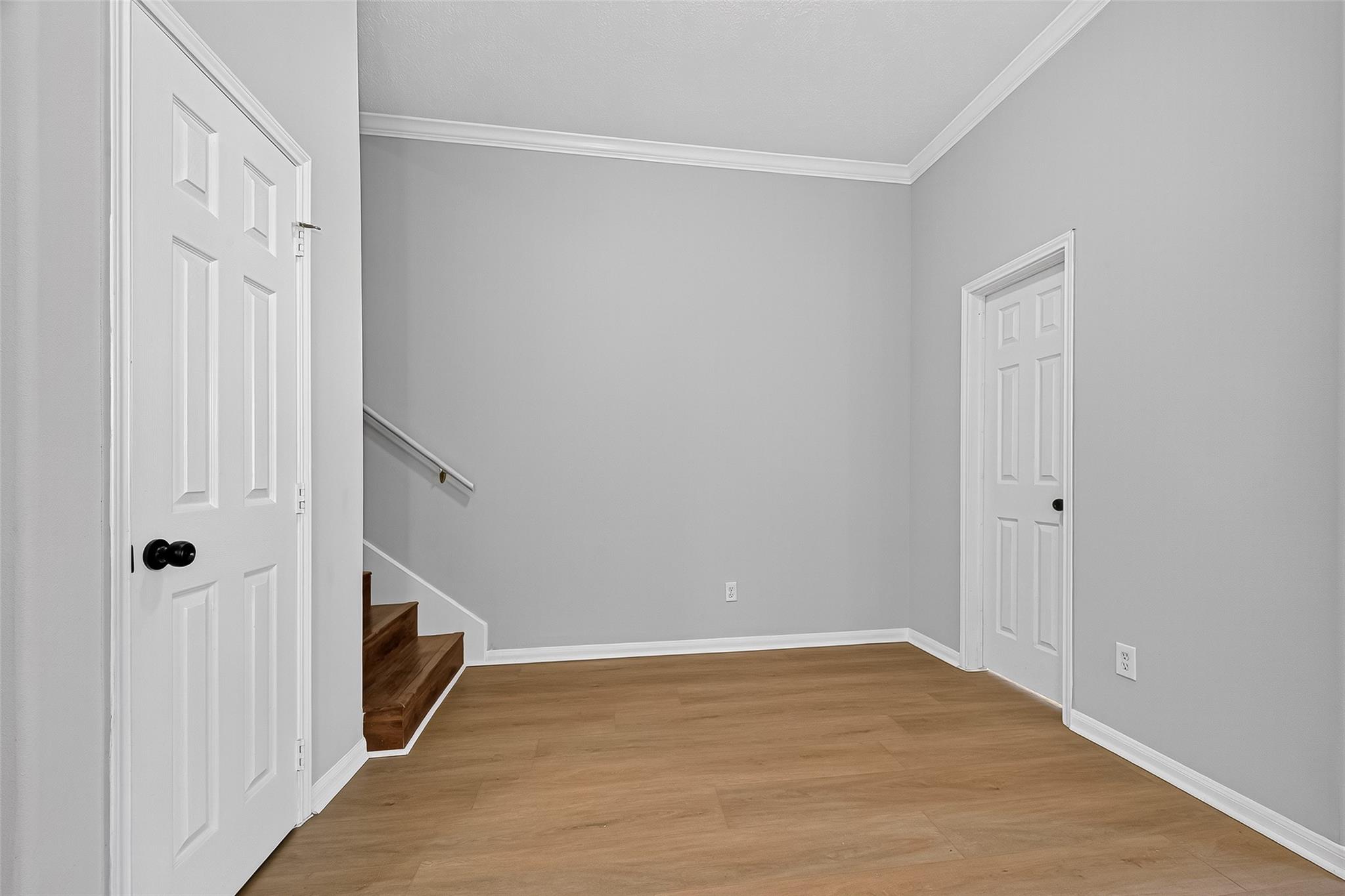 2710 Grants Lake Boulevard L8