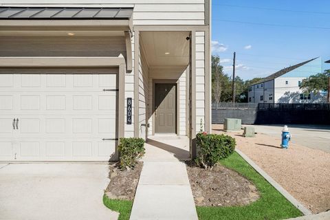 Tiny photo for 8604 Hollyoaks Creek Lane, Houston, TX 77063 (MLS # 7121537)