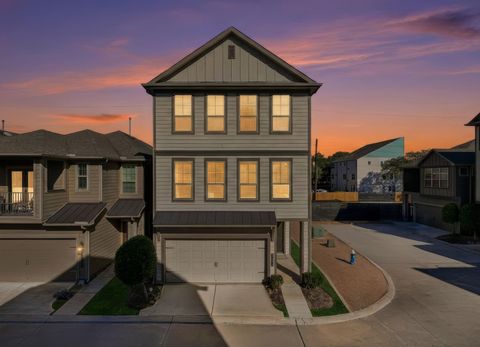 Tiny photo for 8604 Hollyoaks Creek Lane, Houston, TX 77063 (MLS # 7121537)