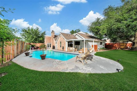 Photo of 15605 Elwood Drive, Houston, TX 77040 (MLS # 3901368)