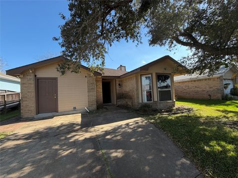 Photo of 4503 Rattan Avenue, Bay City, TX 77414 (MLS # 78896882)