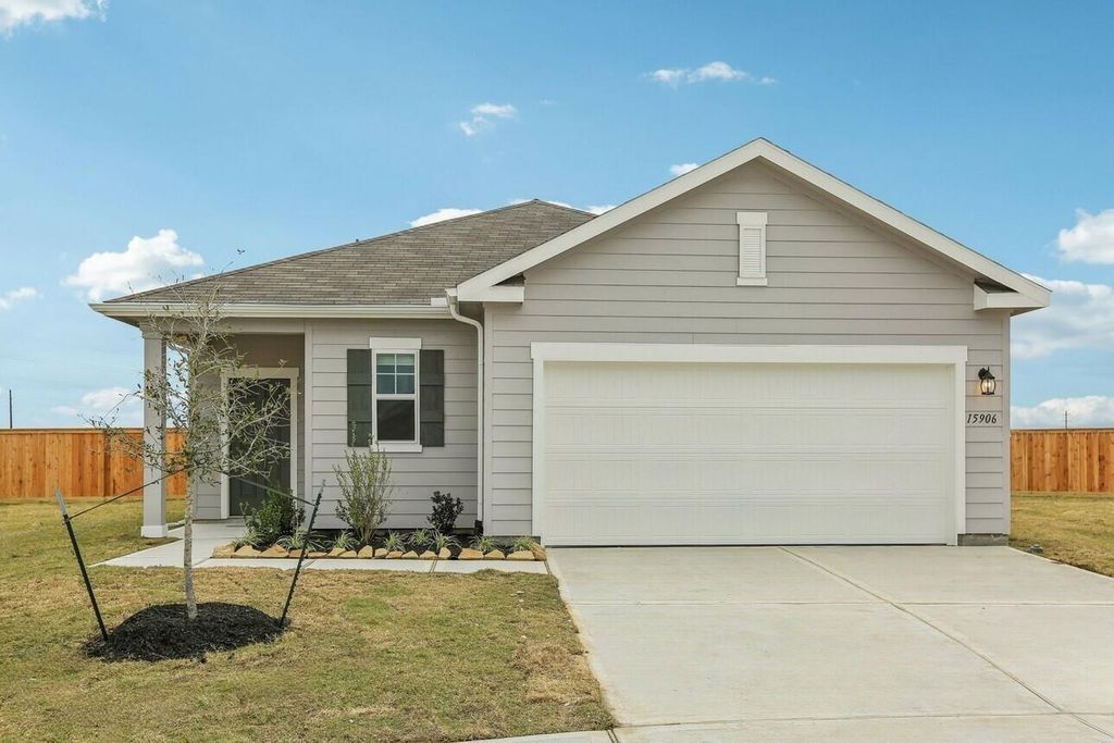 Photo of 31039 Gayle Prairie Oaks Street, Waller, TX 77484 (MLS # 29541053)