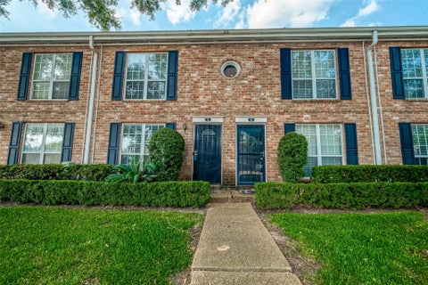 Photo of 6410 Del Monte Drive #5, Houston, TX 77057 (MLS # 25571978)