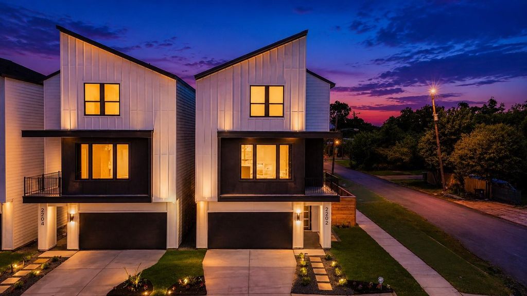 Photo of 2204 Carr Street ST, Houston, TX 77026 (MLS # 91854737)