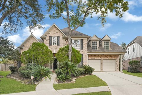 Photo of 2018 Birnam Glen Drive, Sugar Land, TX 77479 (MLS # 84360424)