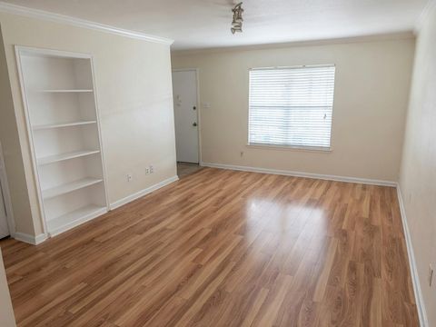 Photo of 2250 Bering Drive #68, Houston, TX 77057 (MLS # 79576236)