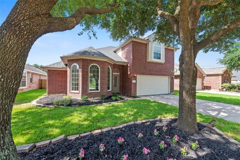 Photo of 17231 Sheffield Bend Drive, Houston, TX 77095 (MLS # 19895317)