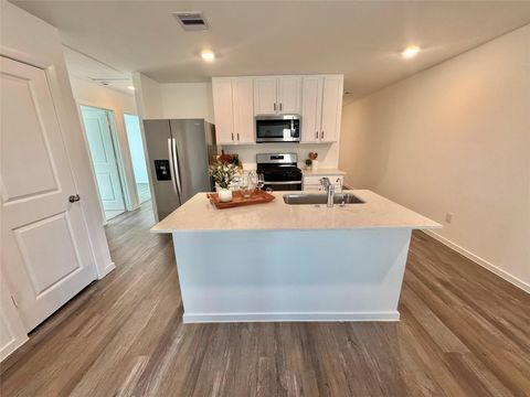 Photo of 40962 Seasoned Oak Lane, Magnolia, TX 77354 (MLS # 79416257)