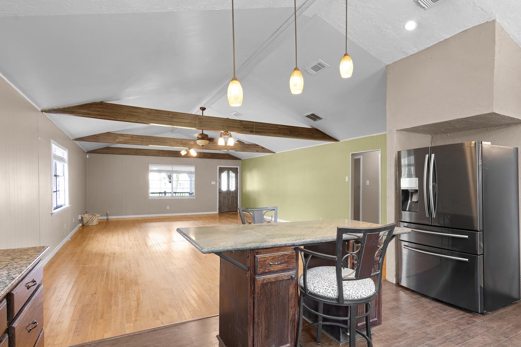 11501 Friendship Lane