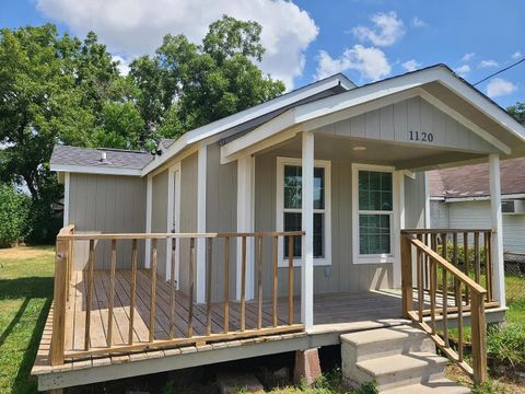 Photo of 1120 Stowe Street, Baytown, TX 77520 (MLS # 73358634)