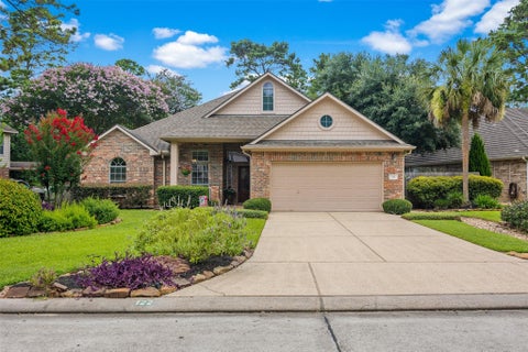Photo of 122 S Evangeline Oaks Circle, The Woodlands, TX 77384 (MLS # 23799139)