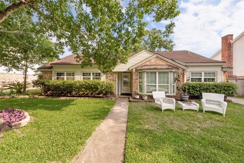 Photo of 4218 Elderwood Drive, Seabrook, TX 77586 (MLS # 12260558)