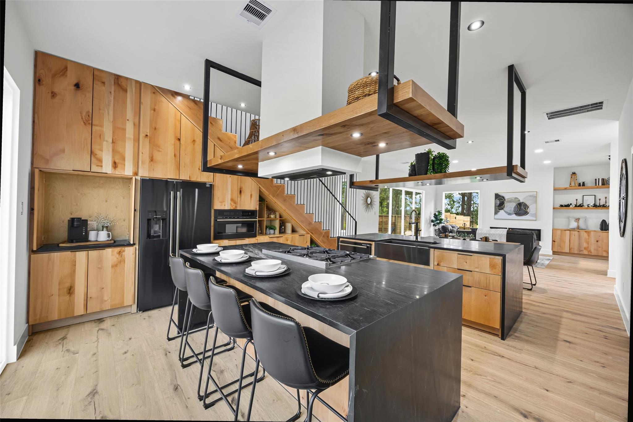 3805 Vail Court