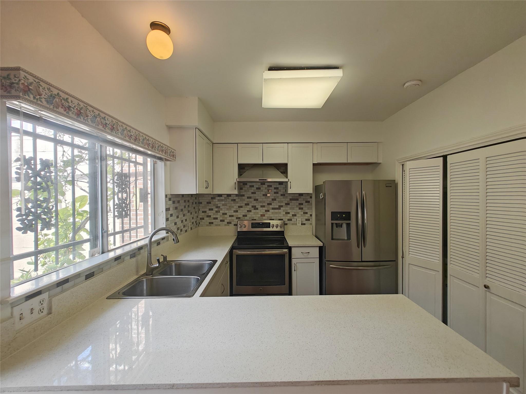 4539 Acacia Street