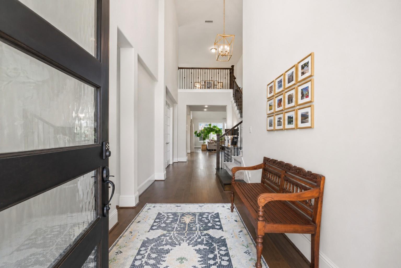 11203 Hillside Knoll Lane