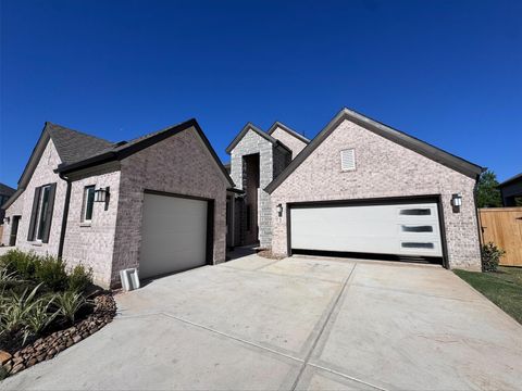 Photo of 26790 Frontier Trace Drive, Montgomery, TX 77316 (MLS # 21879154)