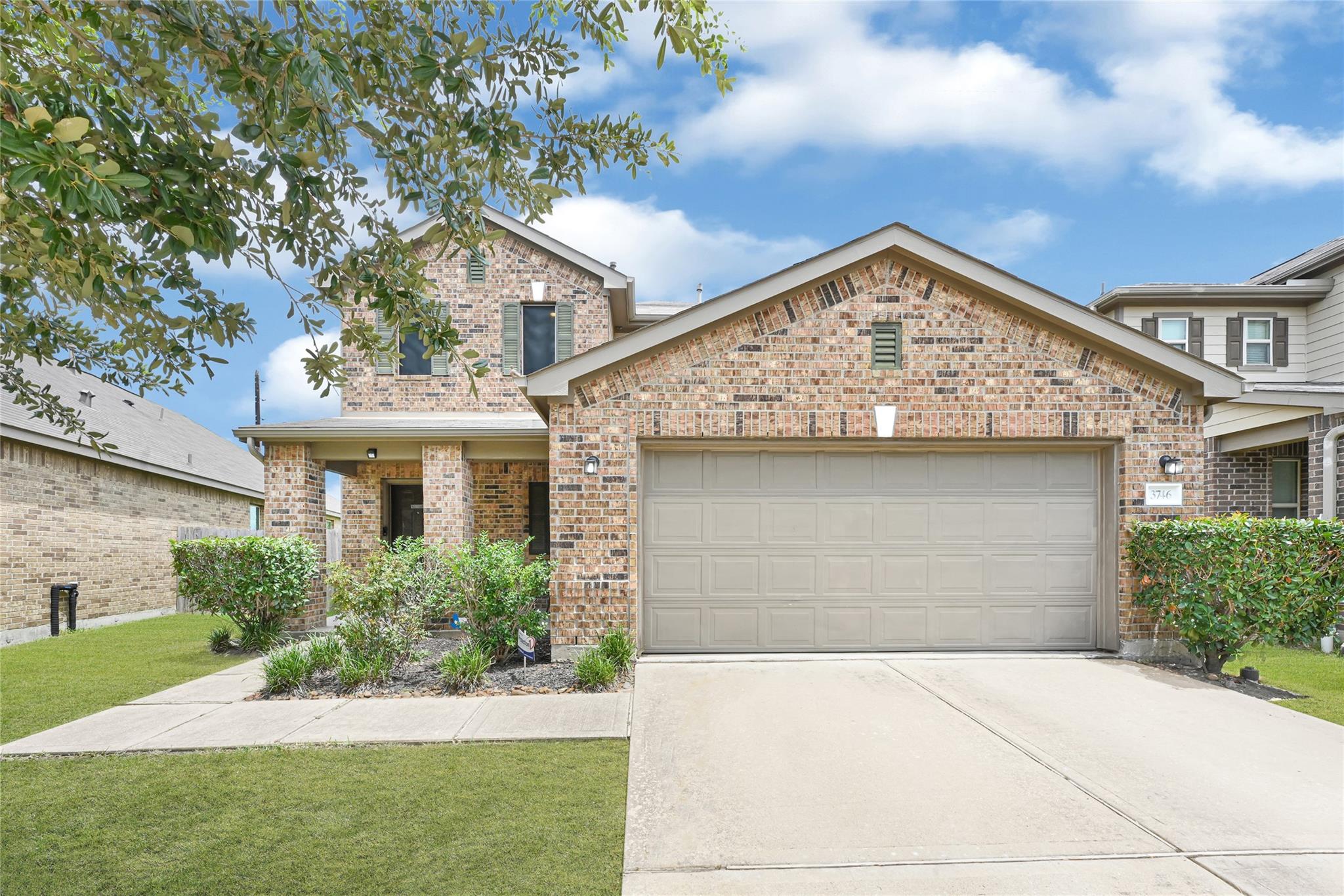 3746 Aubergine Springs Lane