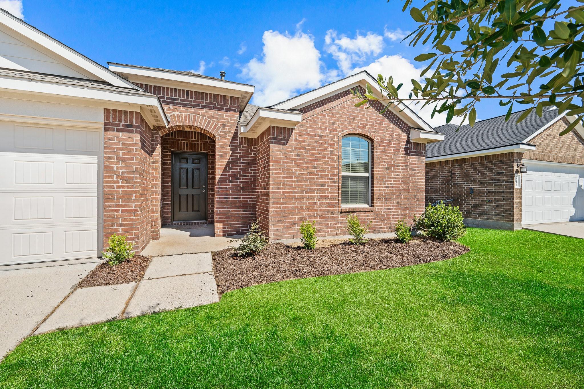 23134 Royal Tiger Road