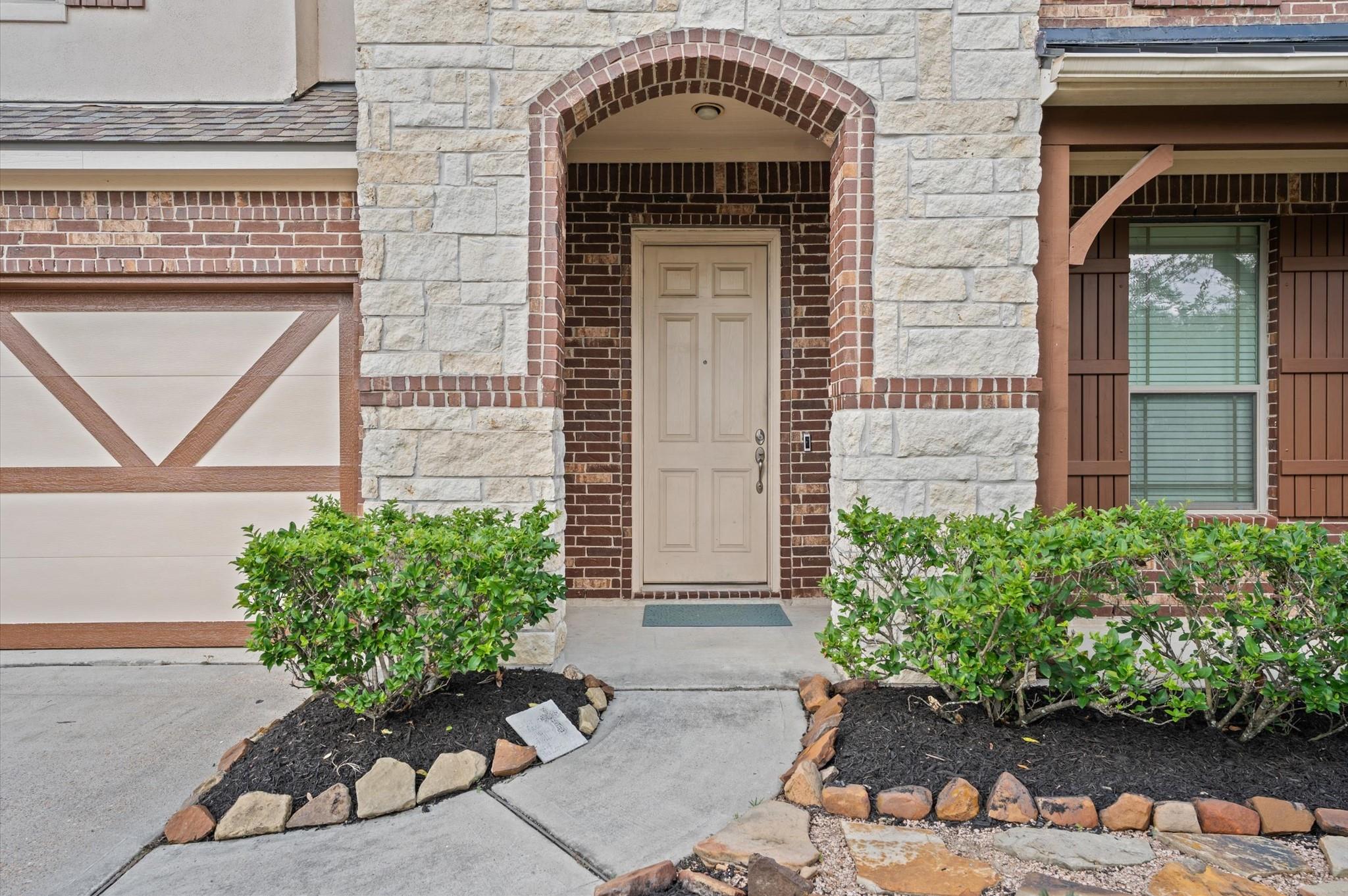 24431 Redrock Falls