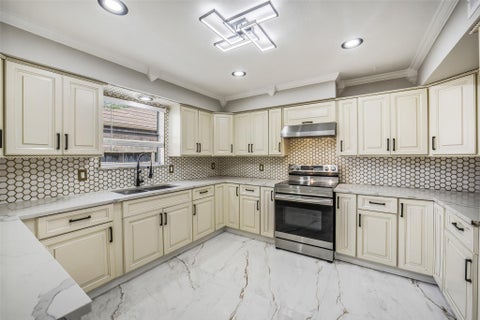 Photo of 7834 Vickijohn Drive, Houston, TX 77071 (MLS # 5477546)