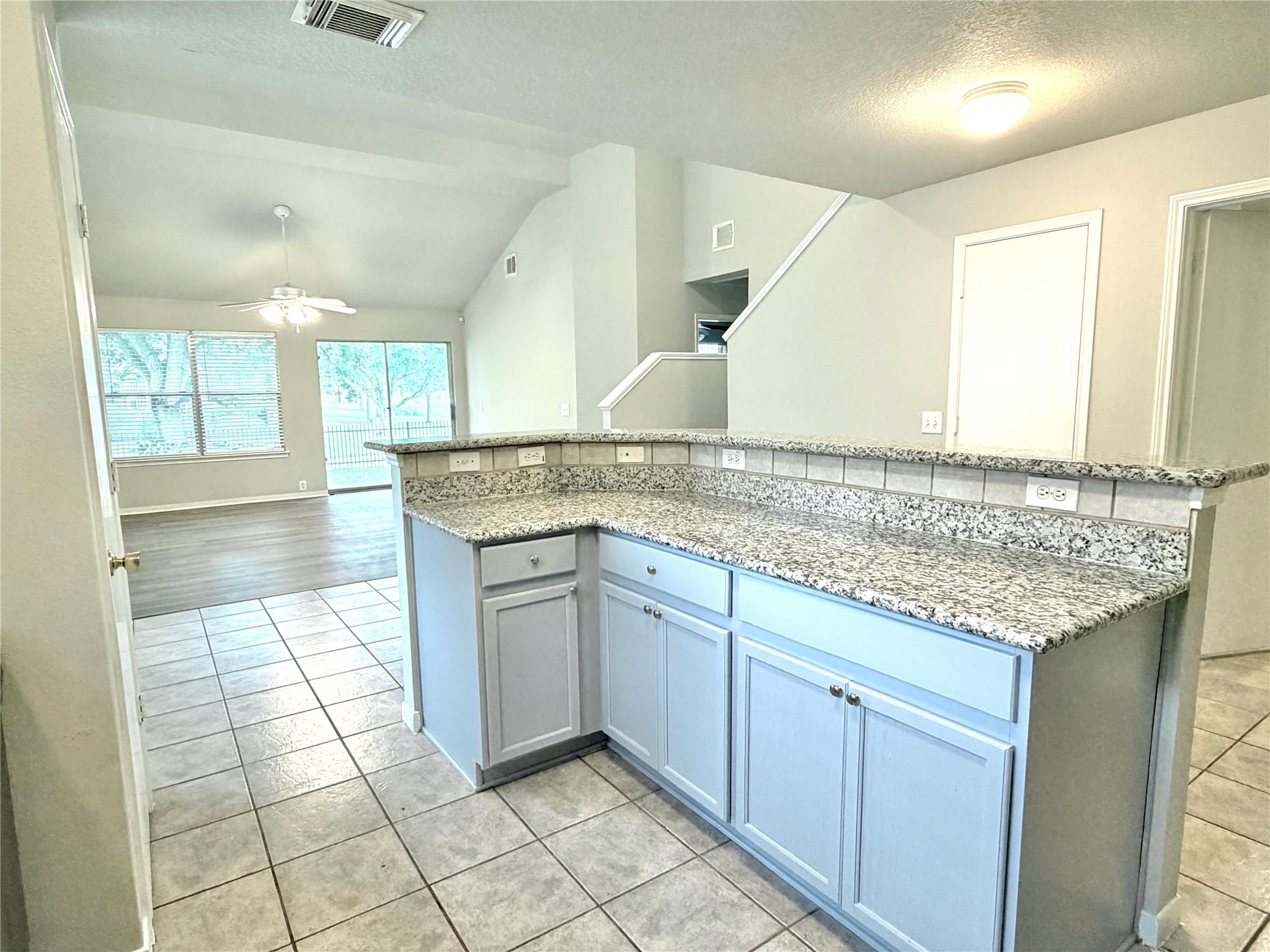 10214 E Summit Canyon Drive