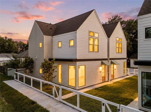 Photo of 7444 Tremper Street, Houston, TX 77020 (MLS # 92560480)