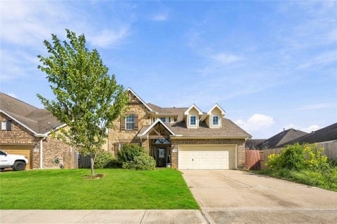 Photo of 366 Lake Line Drive, Alvin, TX 77511 (MLS # 68622885)