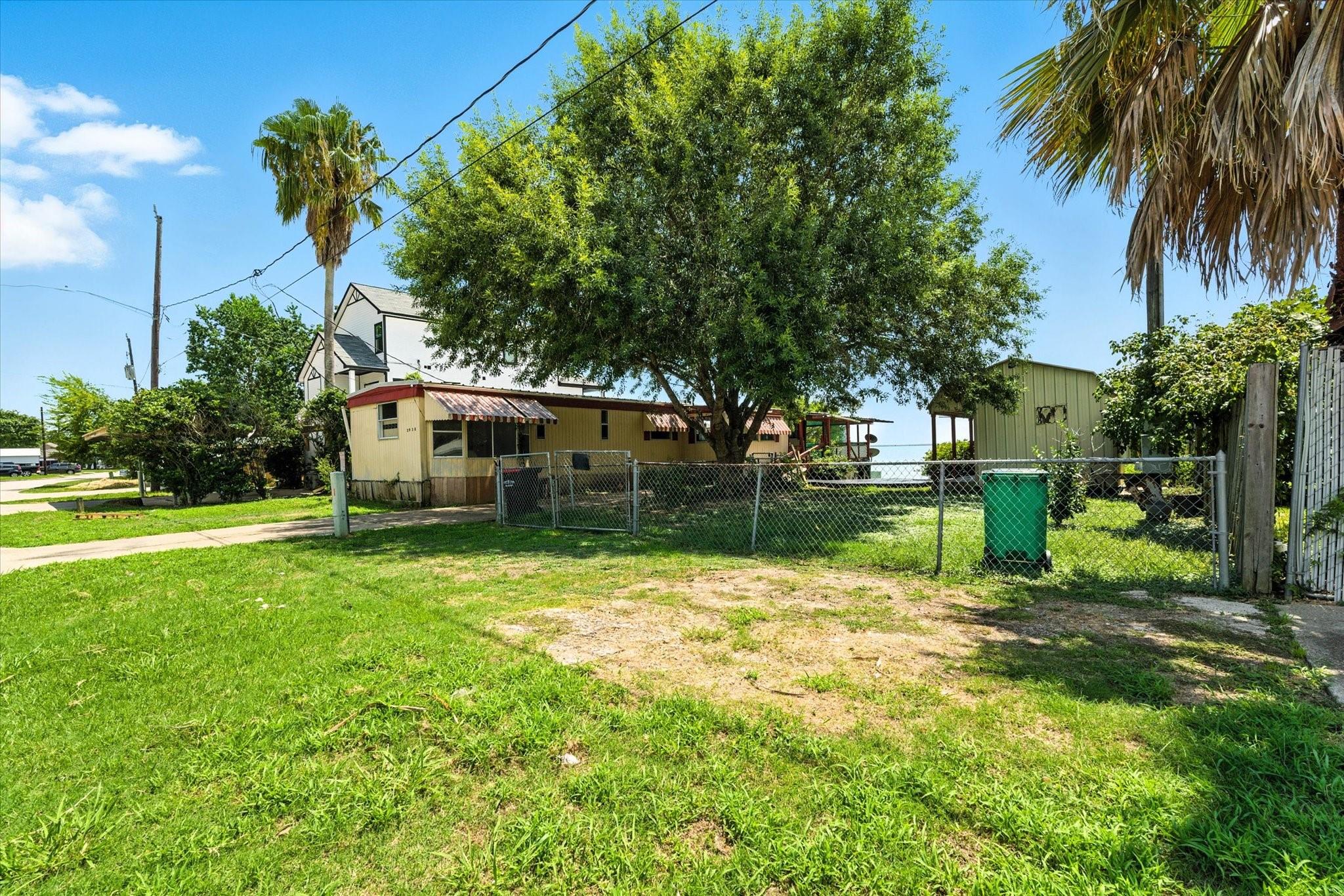 2938 Bay Oaks Harbor Drive