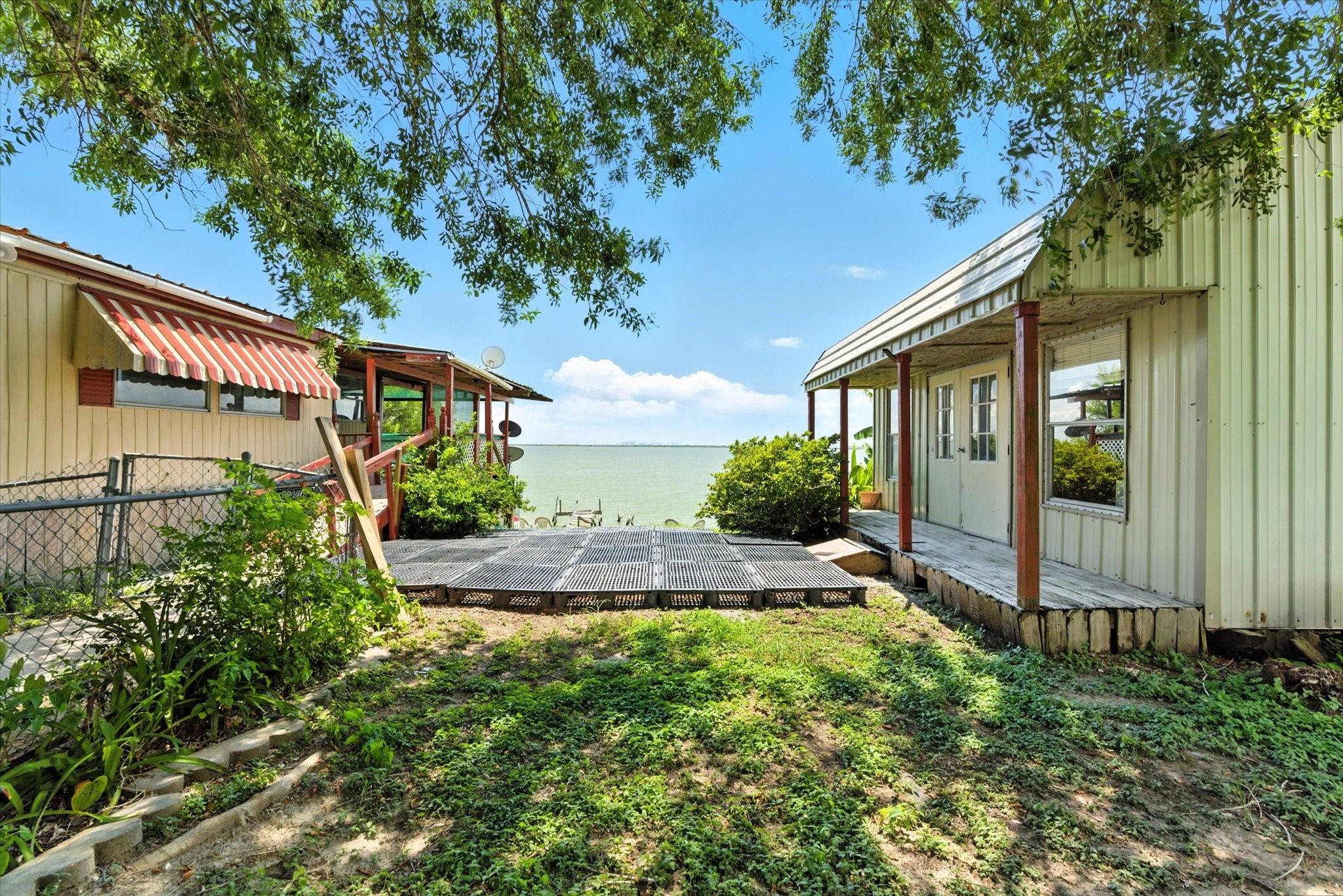 2938 Bay Oaks Harbor Drive