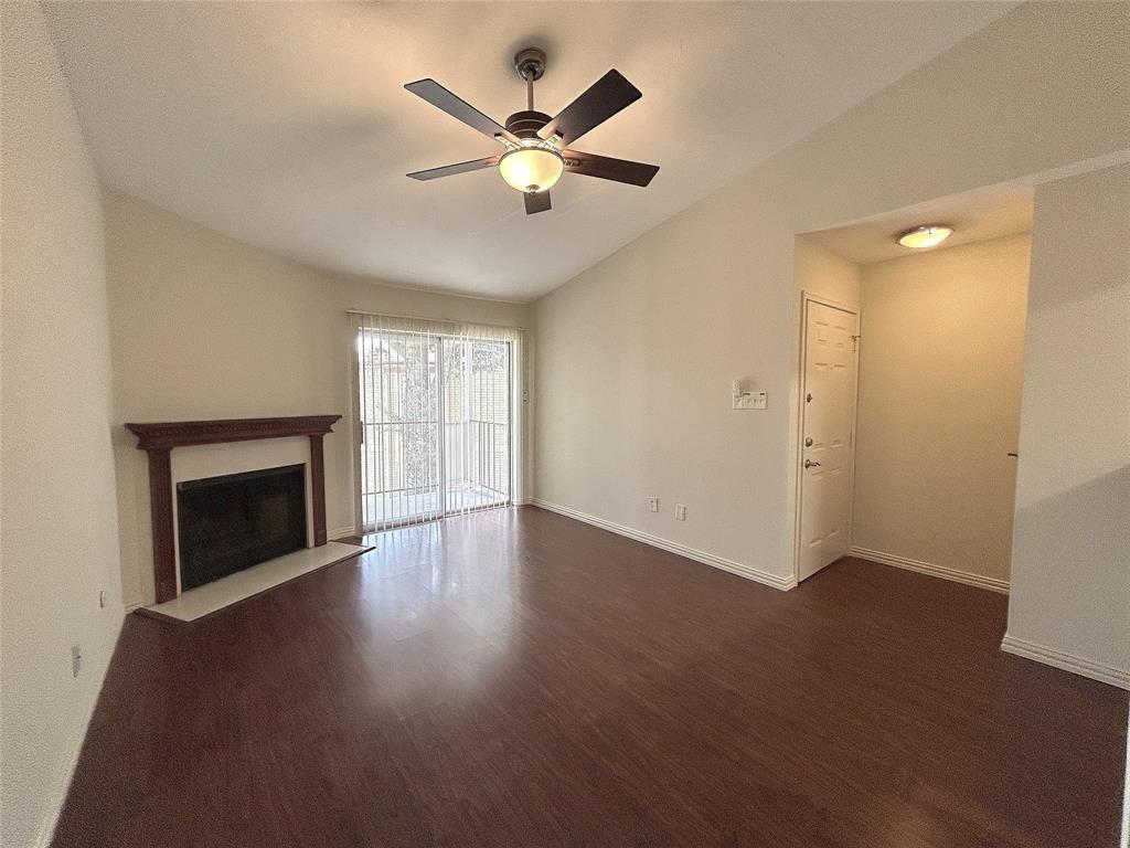 2120 El Paseo Street 620