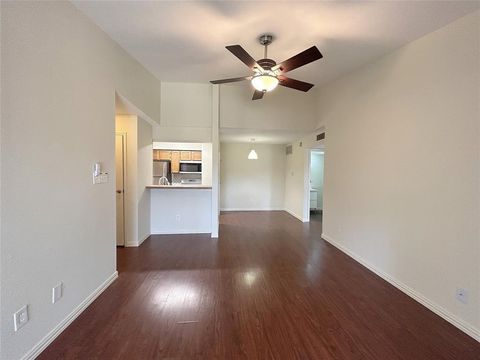 Condo For Sale - 2120 El Paseo Street #620<br/> Houston, TX 77054