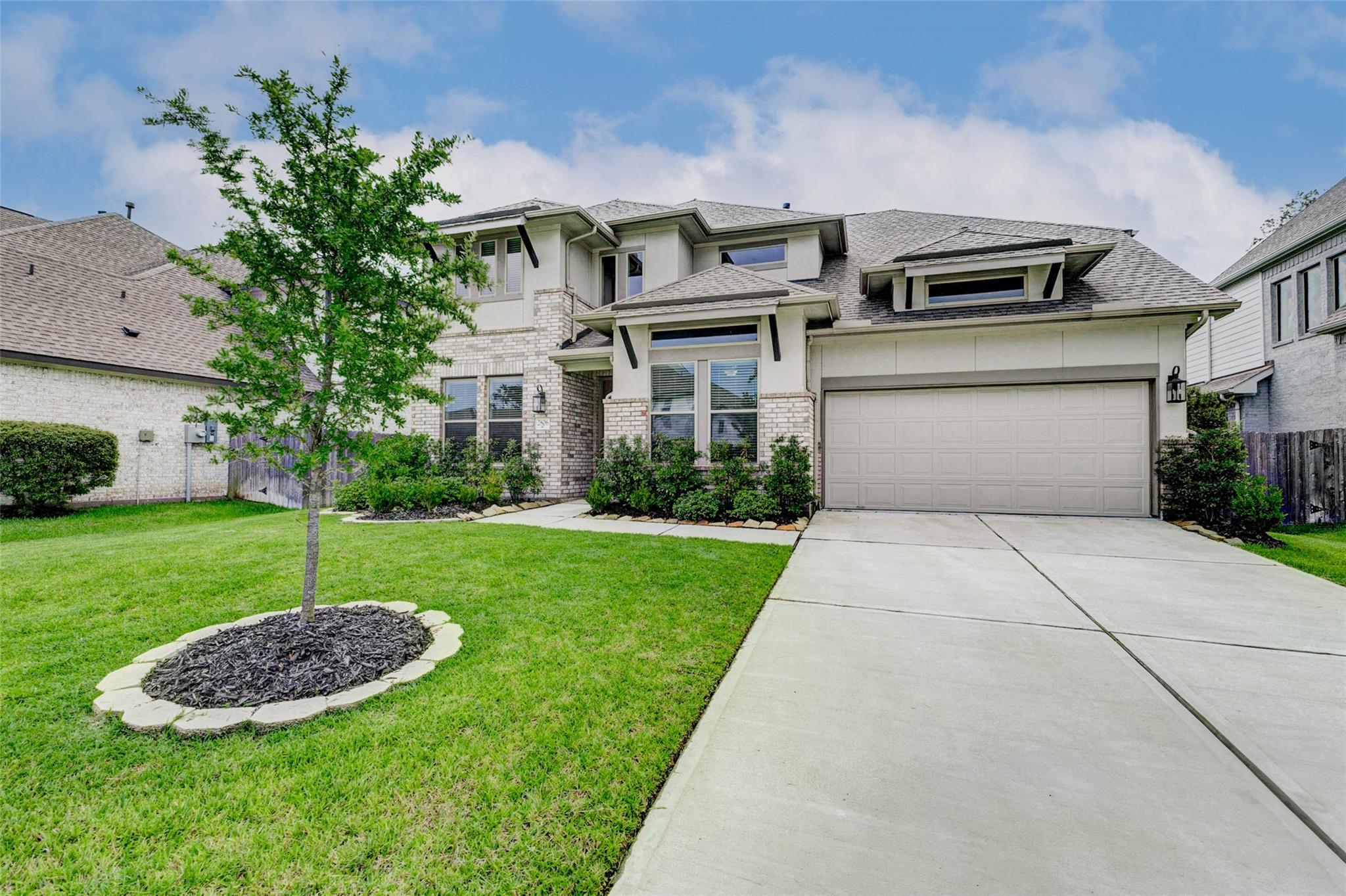 2806 Kingly Pine Trail
