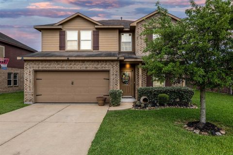 Homes For Sale - 2061 Lepper Street<br/> Alvin, TX 77511