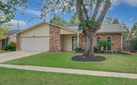 Photo of 5326 Girnigoe Drive, Houston, TX 77084 (MLS # 96734768)