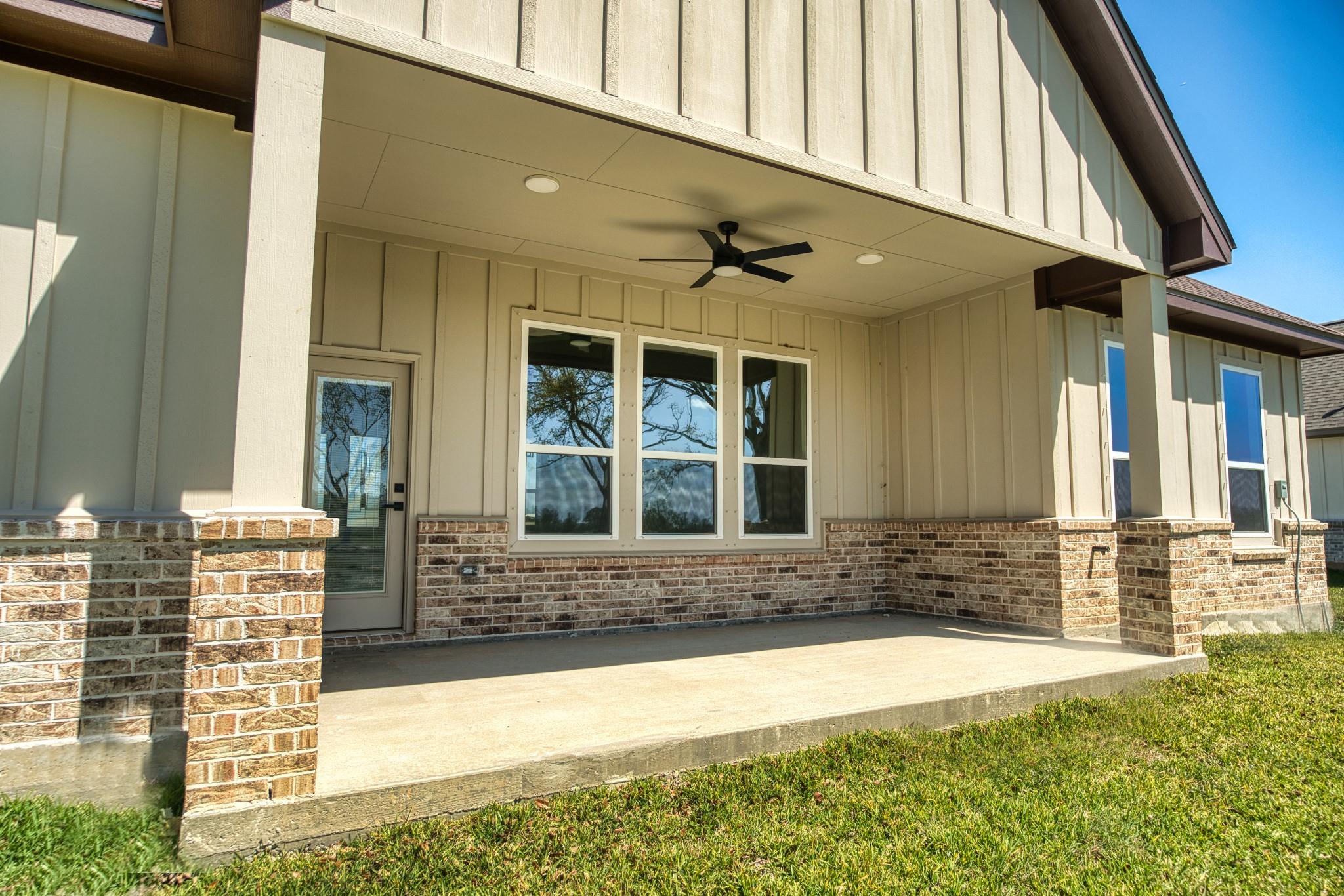 931 Buffalo Trail