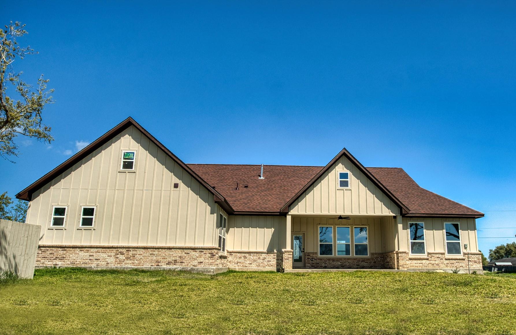 931 Buffalo Trail