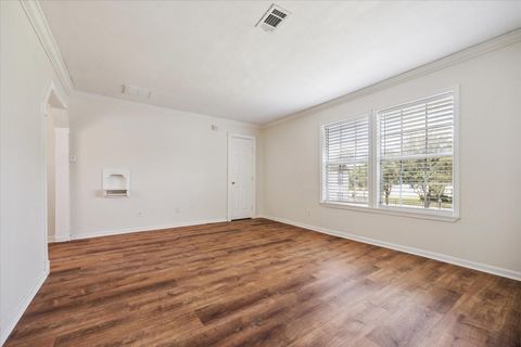 Photo of 218 W 15th Street #G, Houston, TX 77008 (MLS # 76829271)