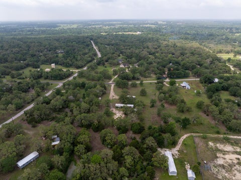 Photo of 327 Teal Lake Drive, Caldwell, TX 77836 (MLS # 18613959)