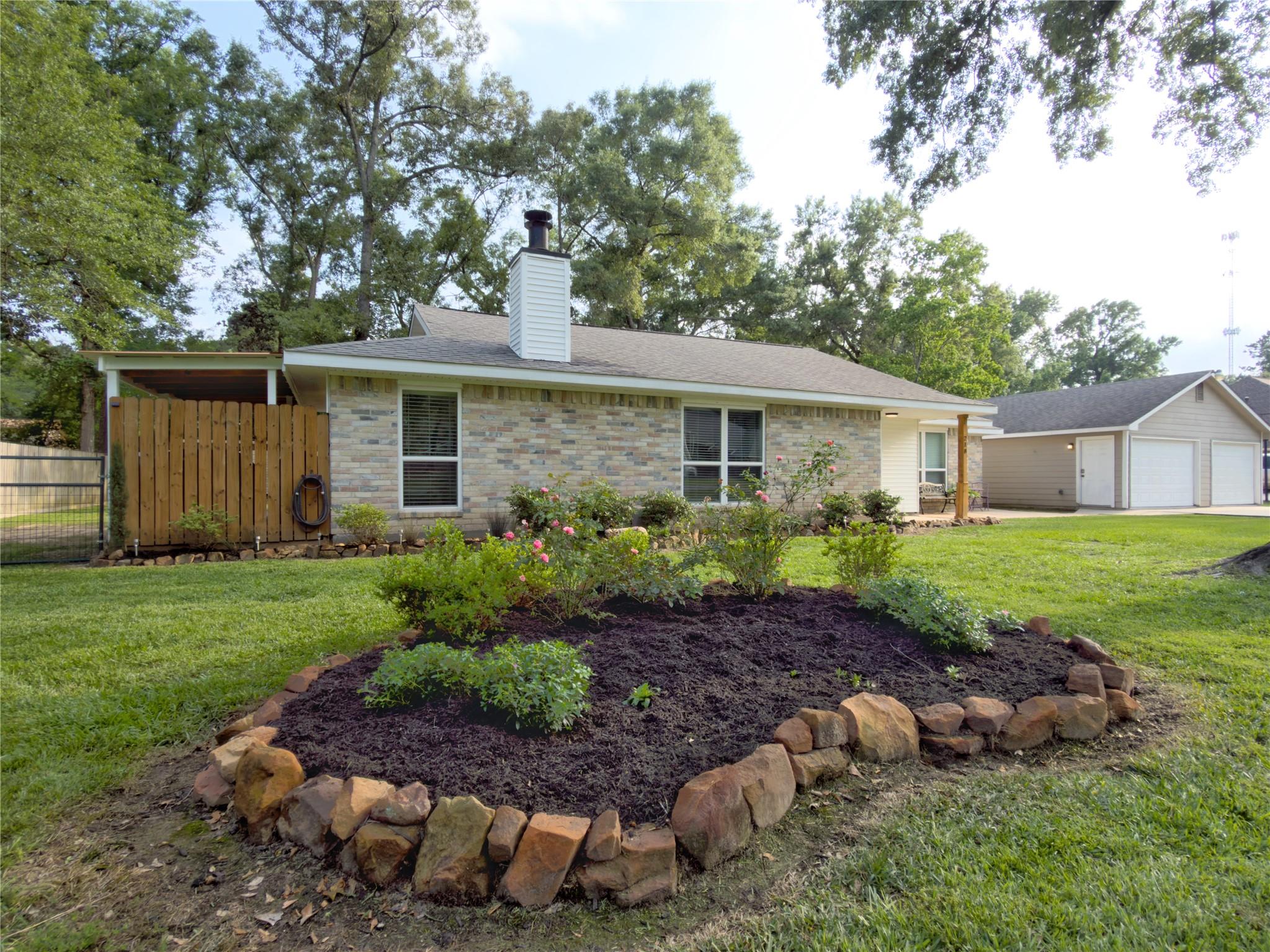 218 Holly Lane