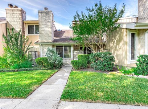 Photo of 11609 Village Place Drive, Houston, TX 77077 (MLS # 76542285)