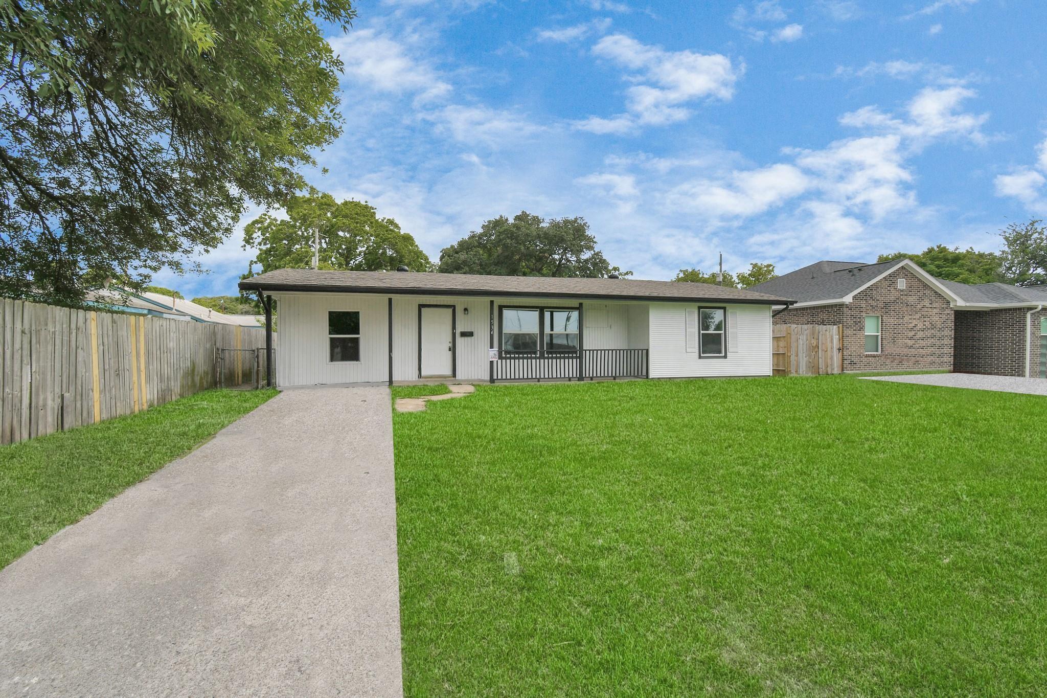 1534 Wayside Drive