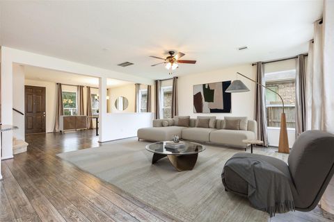 Photo of 15623 Hanover Breeze Lane, Houston, TX 77044 (MLS # 12909916)