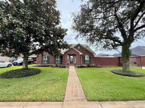 Photo of 2119 Meadows Boulevard, League City, TX 77573 (MLS # 84874231)