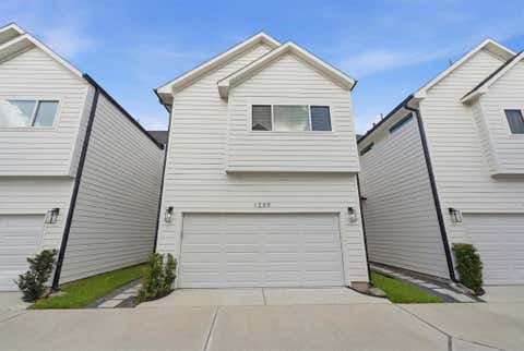 Photo of 1230 Mcneil Street, Houston, TX 77009 (MLS # 19914153)