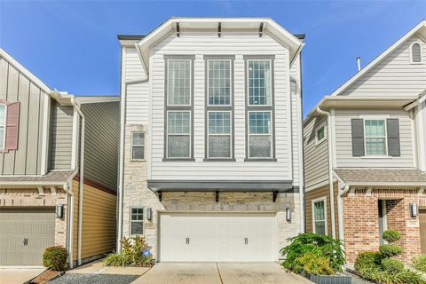 Photo of 12542 Malachite Way, Houston, TX 77077 (MLS # 75339520)