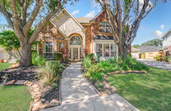 11 SAINT THOMAS CT, HOUSTON, TX 77070 - Image 3946d49cc8d2c66e24d7261d6dfdc539/2053582435