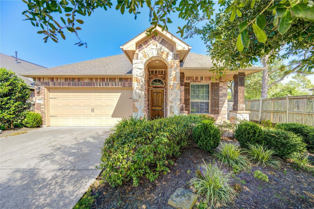 Photo of 19306 Boulder Bay Lane, Humble, TX 77346 (MLS # 30568331)
